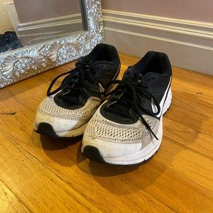 Nike Running Sneaker